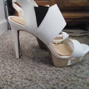 vintage jessica Simpson heels
